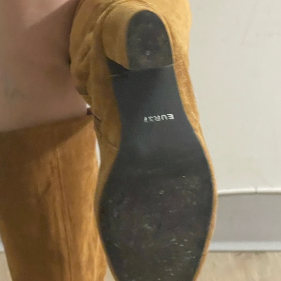 Brown high heel Knee length boots - Picture 4 of 5